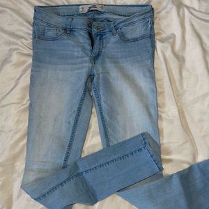 Hollister skinny jeans